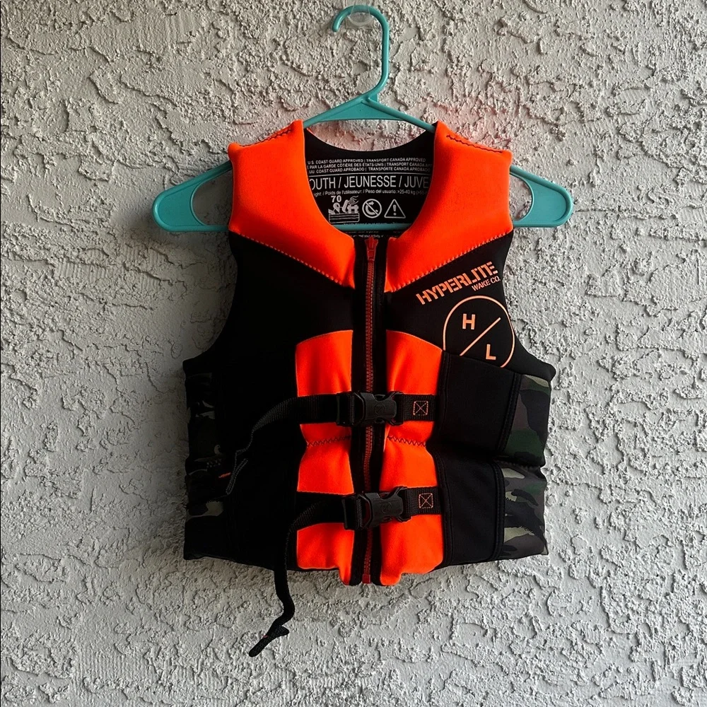 Hyperlite Orange and Black Life Vest - Picture 1 of 17